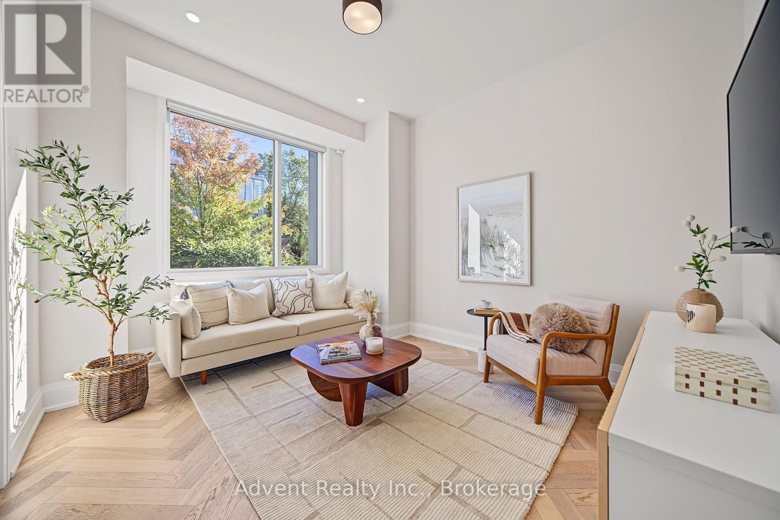 3 - 18 Greenbriar Road, Toronto, Ontario  M2K 0G7 - Photo 2 - C13823930