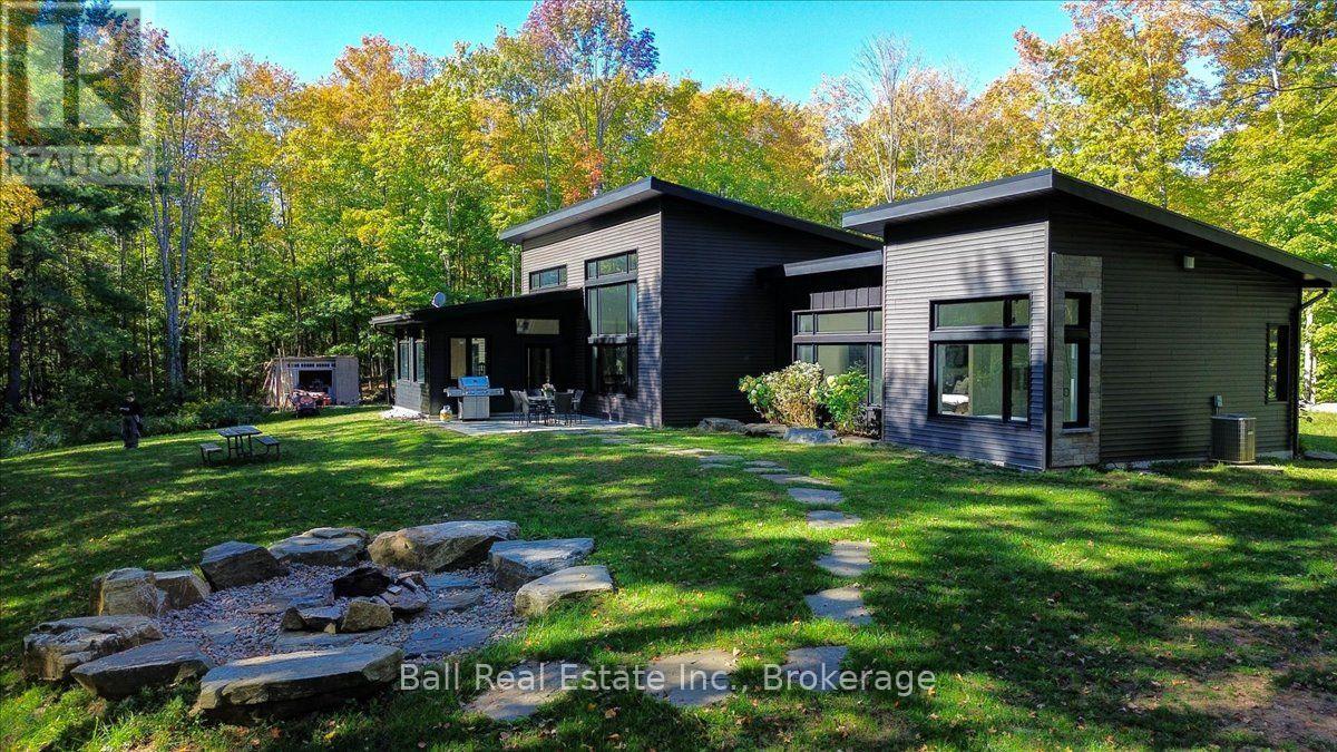 95 Woodland Road, North Kawartha, Ontario  K0L 1A0 - Photo 2 - X13828204