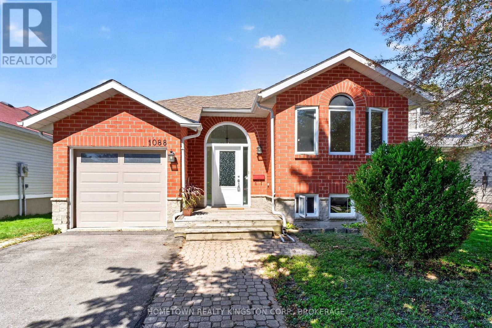 1088 ACADIA DRIVE, Kingston, Ontario