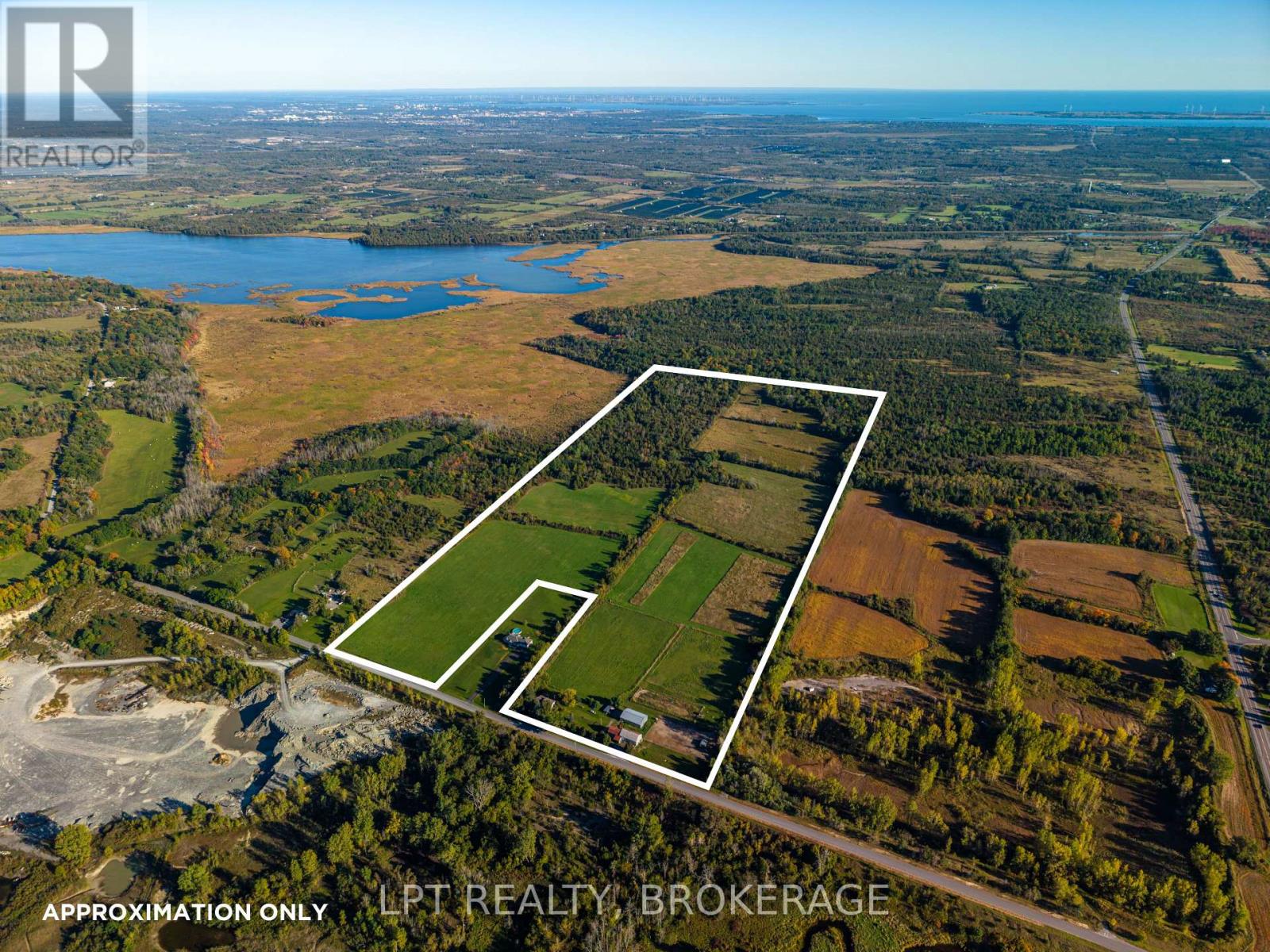 408 Chipmunk Ridge Road, Loyalist, Ontario  K0H 2H0 - Photo 1 - X13828400
