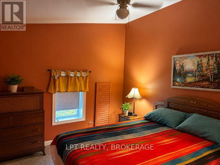 408 Chipmunk Ridge Road, Loyalist, Ontario  K0H 2H0 - Photo 21 - X13828400