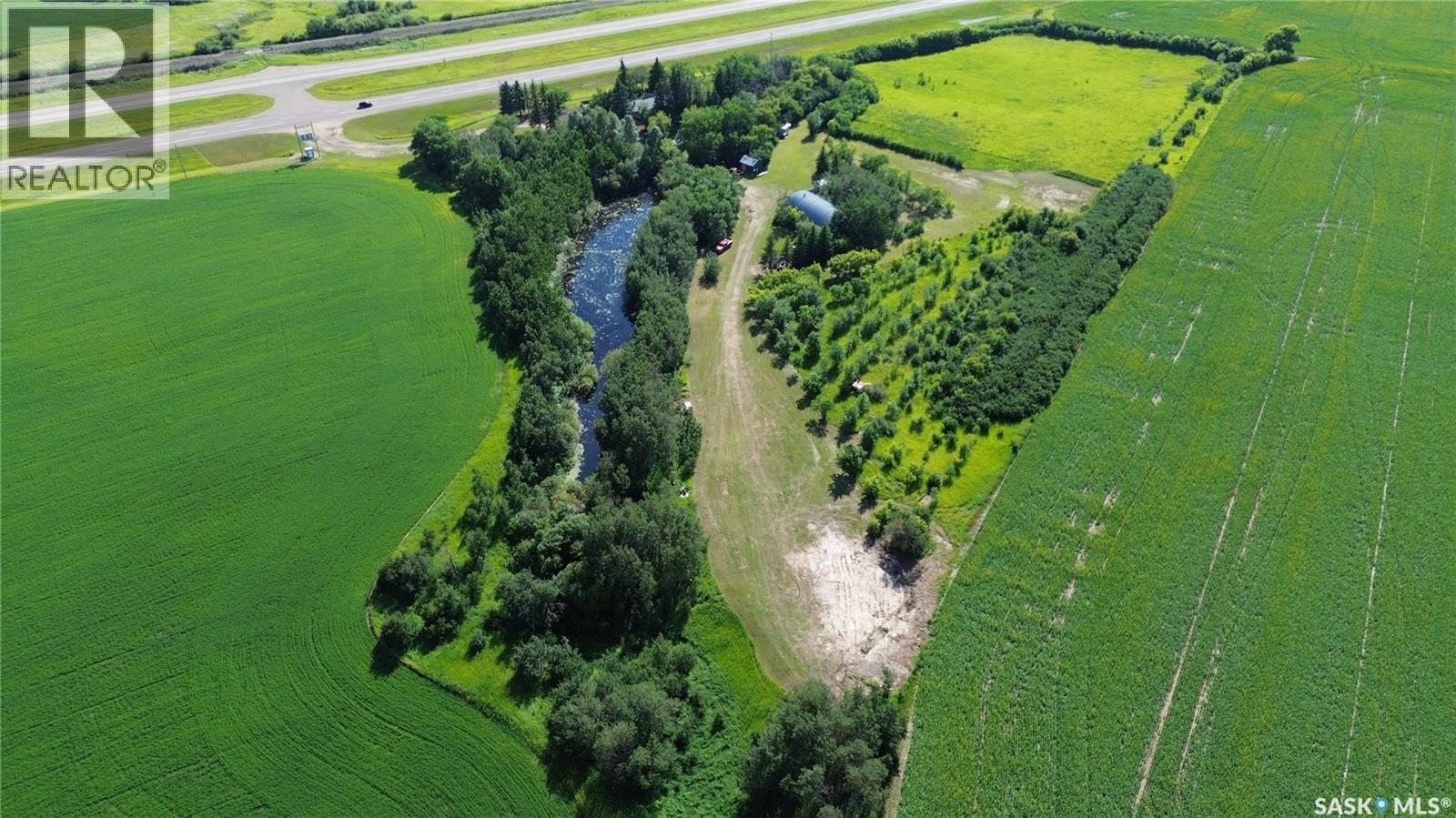 Highway 16 Acreage, North Battleford Rm No. 437, Saskatchewan  S9A 2X6 - Photo 40 - SK038051
