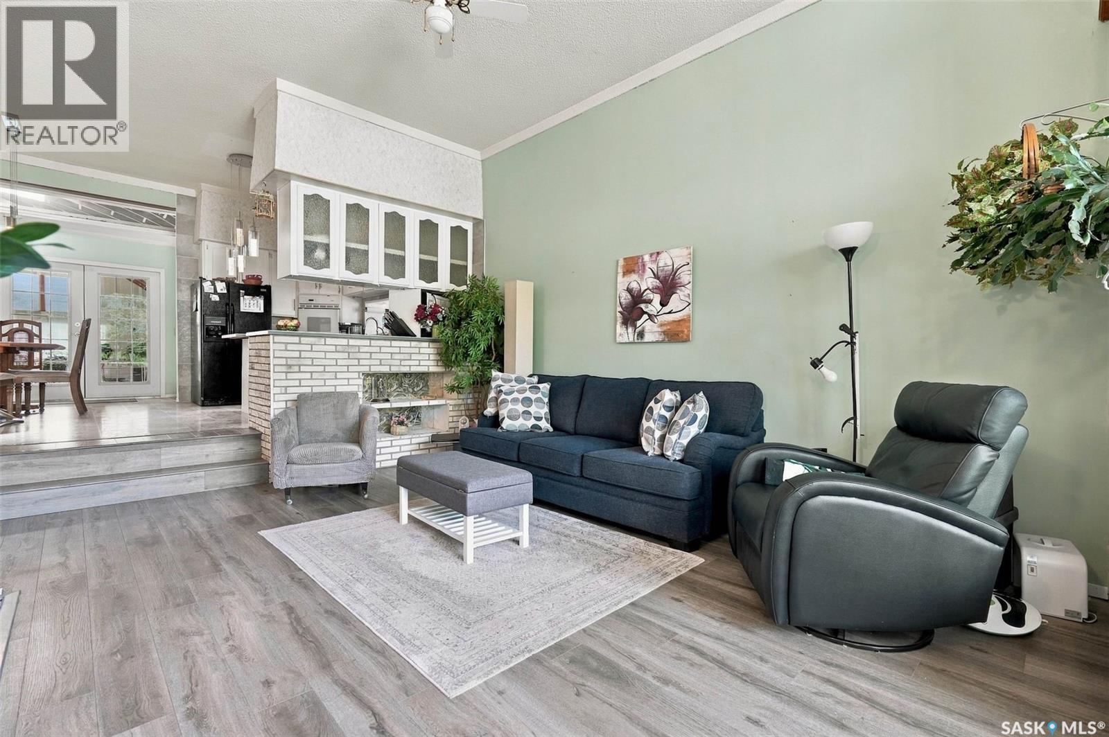 17 Hummingbird Bay, White City, Saskatchewan  S4L 5B1 - Photo 6 - SK049490