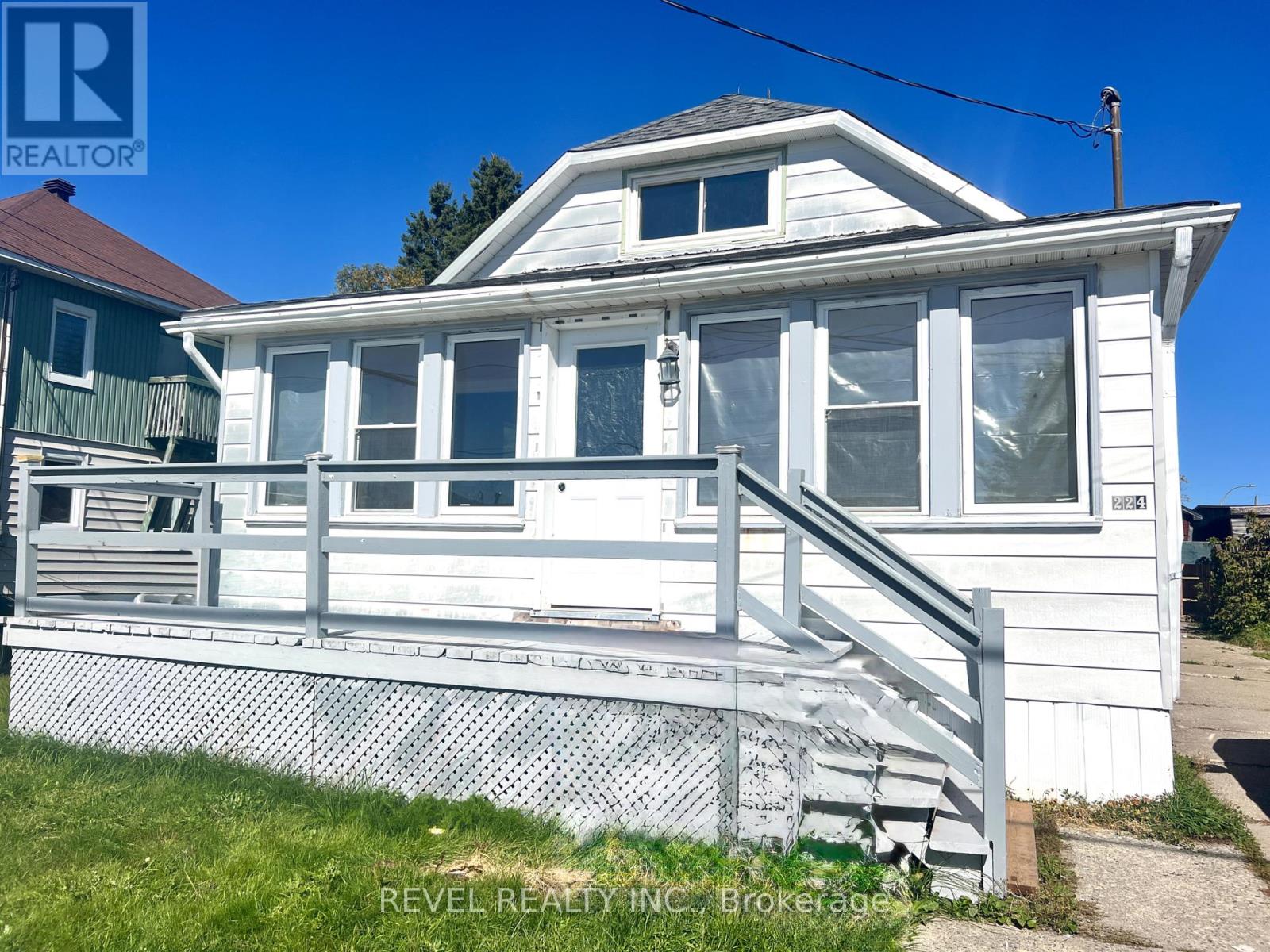 224 MAIN STREET, Smooth Rock Falls, Ontario