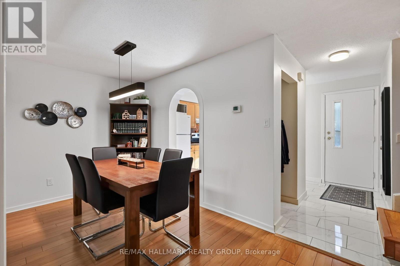 6156 Brookside Lane, Ottawa, Ontario  K1C 2K7 - Photo 13 - X13828192