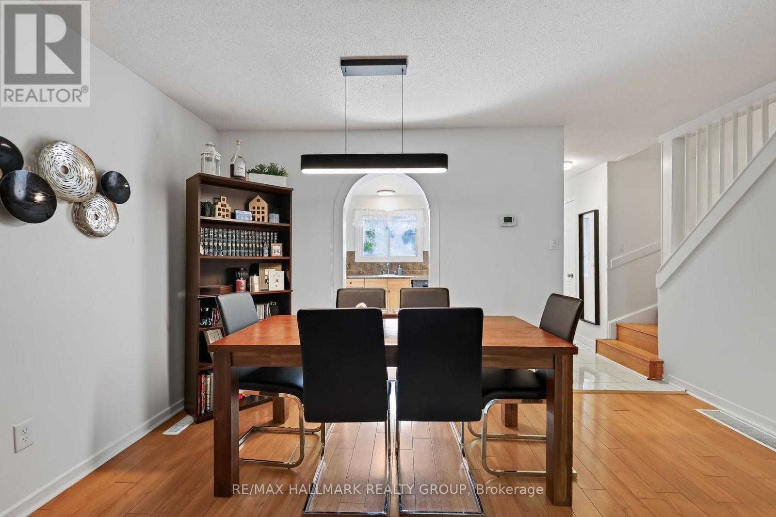 6156 Brookside Lane, Ottawa, Ontario  K1C 2K7 - Photo 14 - X13828192