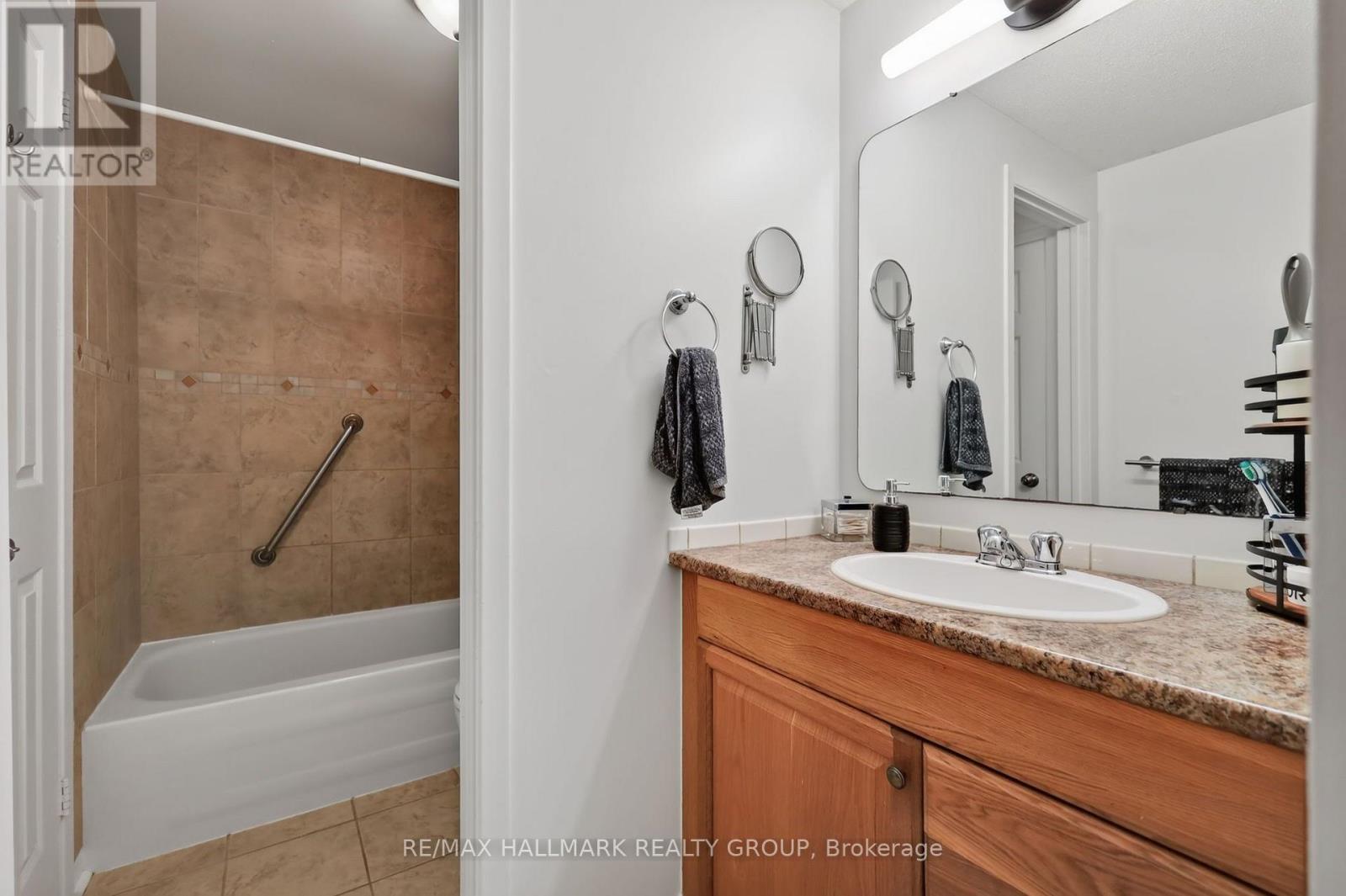6156 Brookside Lane, Ottawa, Ontario  K1C 2K7 - Photo 25 - X13828192