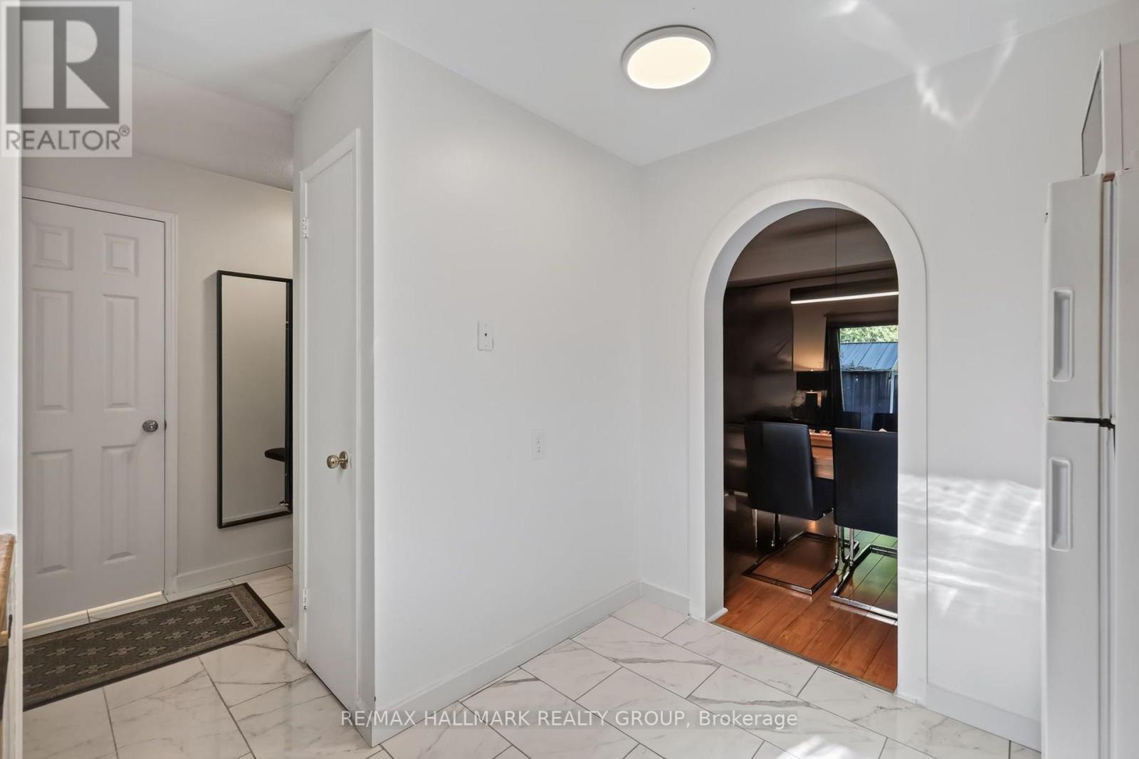 6156 Brookside Lane, Ottawa, Ontario  K1C 2K7 - Photo 7 - X13828192