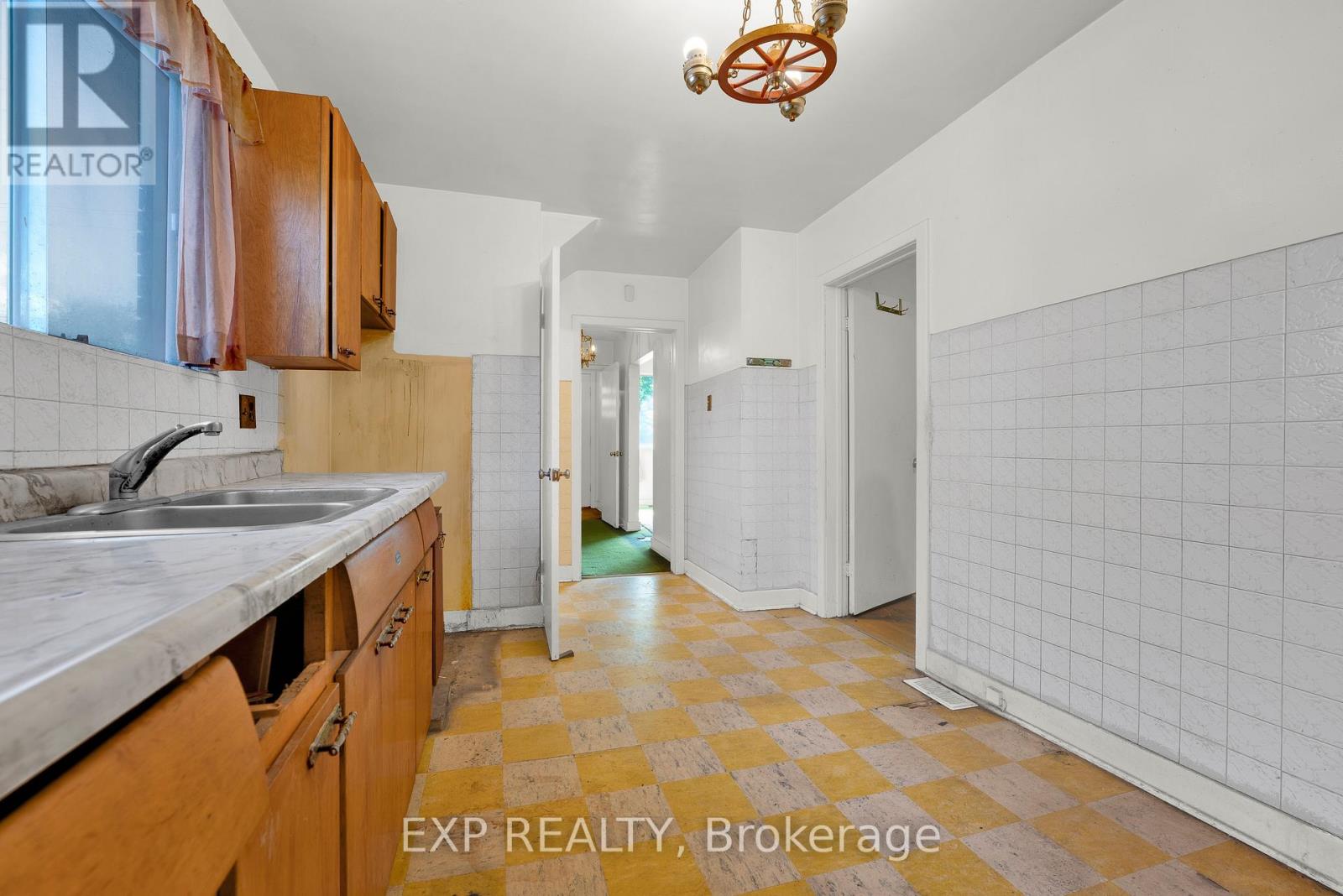 1245 Dorchester Avenue, Ottawa, Ontario  K1Z 8E5 - Photo 11 - X13828360
