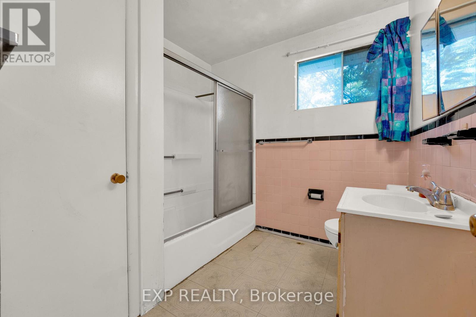 1245 Dorchester Avenue, Ottawa, Ontario  K1Z 8E5 - Photo 16 - X13828360