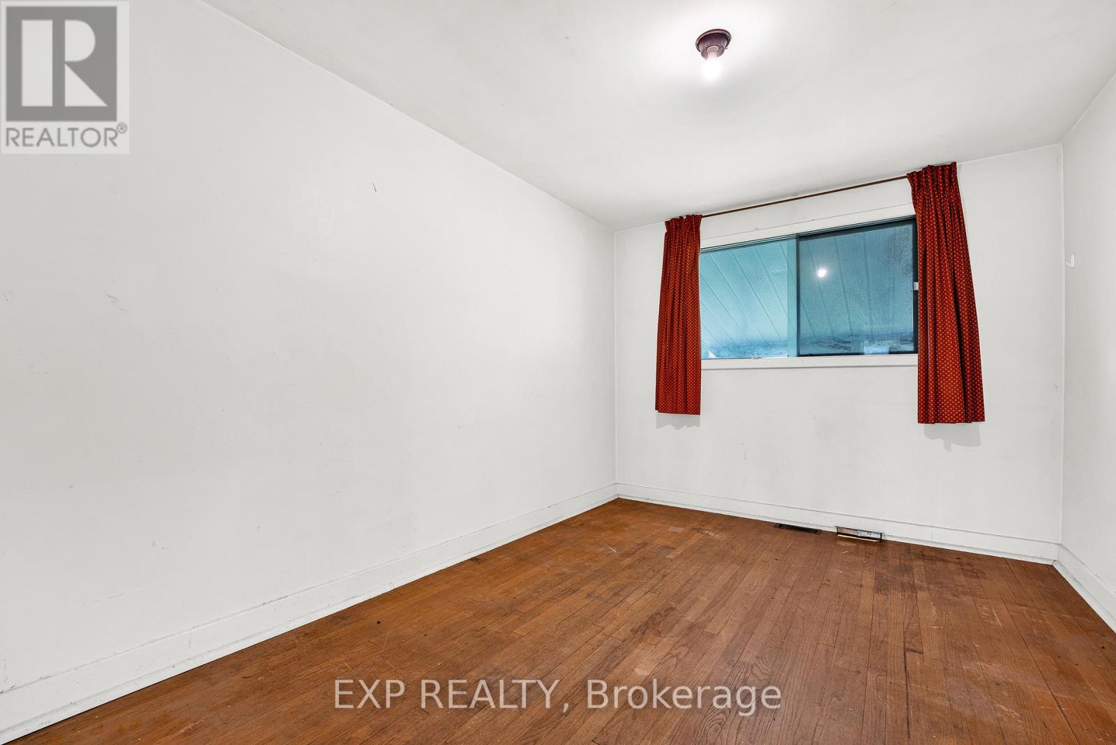 1245 Dorchester Avenue, Ottawa, Ontario  K1Z 8E5 - Photo 6 - X13828360