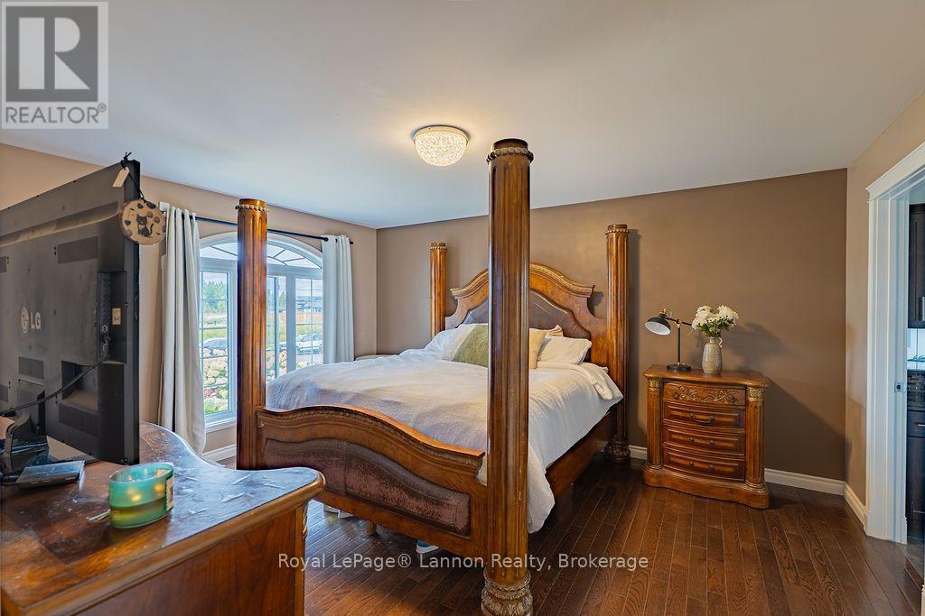 696 Weiler Boulevard, Thunder Bay, Ontario  P7C 0A7 - Photo 13 - X13828206