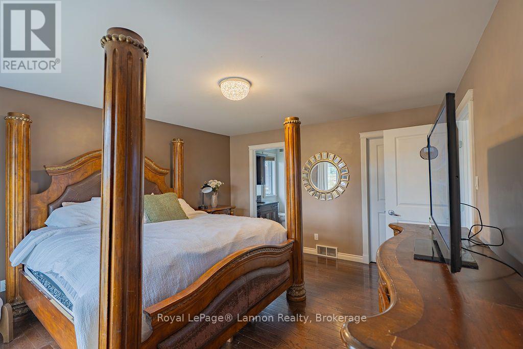 696 Weiler Boulevard, Thunder Bay, Ontario  P7C 0A7 - Photo 15 - X13828206