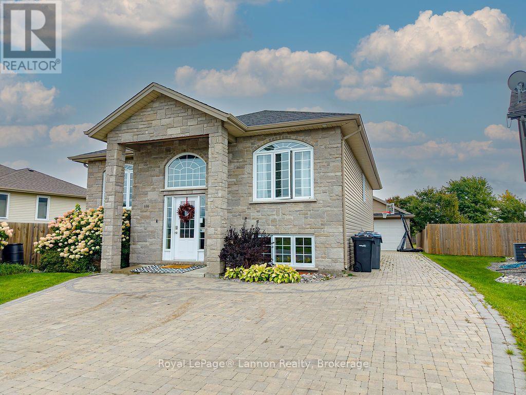 696 Weiler Boulevard, Thunder Bay, Ontario  P7C 0A7 - Photo 48 - X13828206