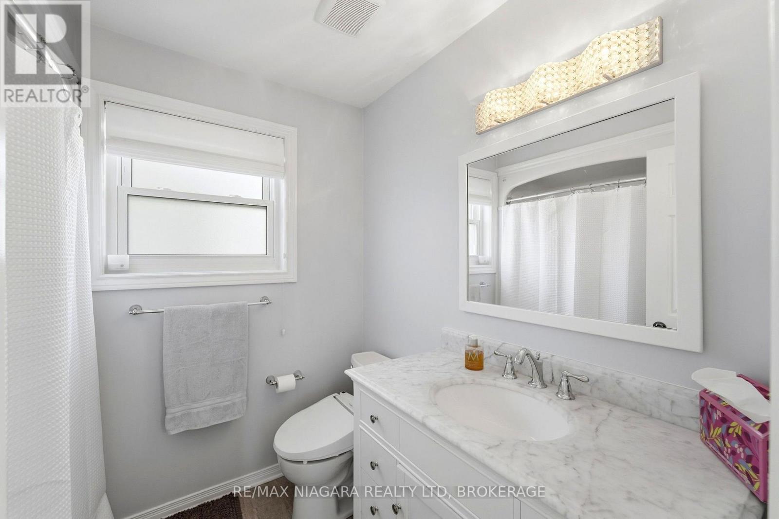 7441 Trinity Court, Niagara Falls (Mt. Carmel), Ontario  L2H 3A6 - Photo 20 - X13828128