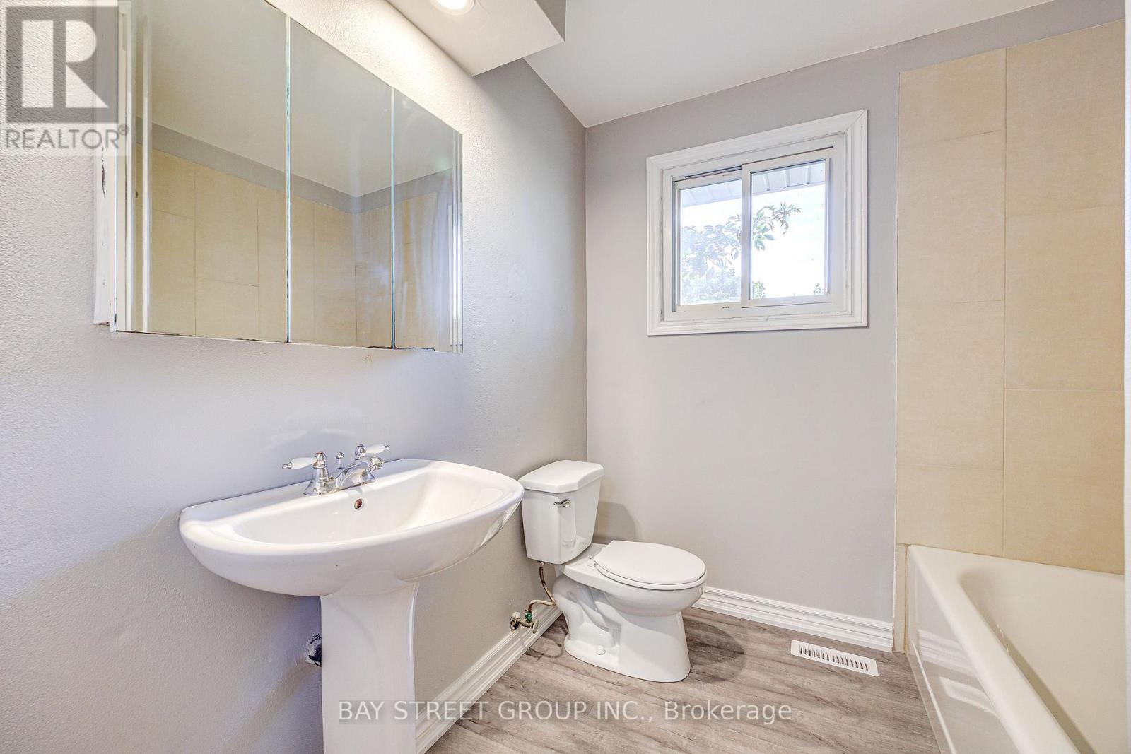 110 St. David's Road, St. Catharines (Burleigh Hill), Ontario  L2T 1P9 - Photo 16 - X13828242