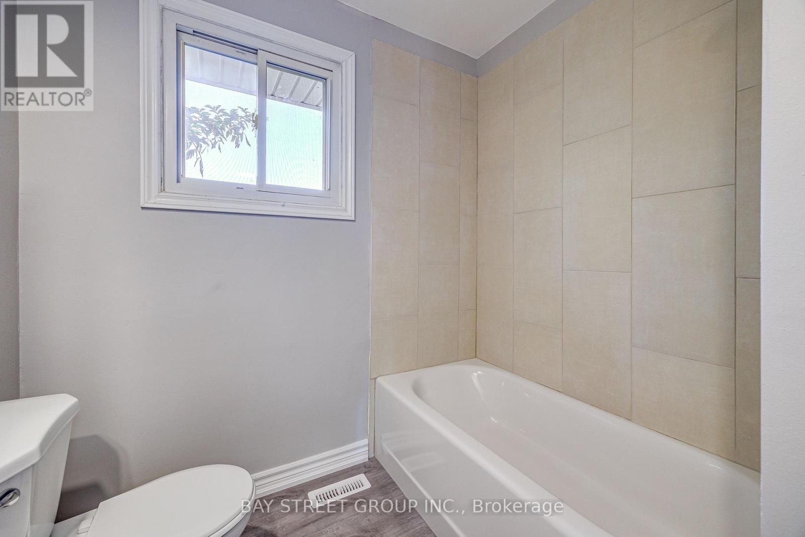 110 St. David's Road, St. Catharines (Burleigh Hill), Ontario  L2T 1P9 - Photo 17 - X13828242