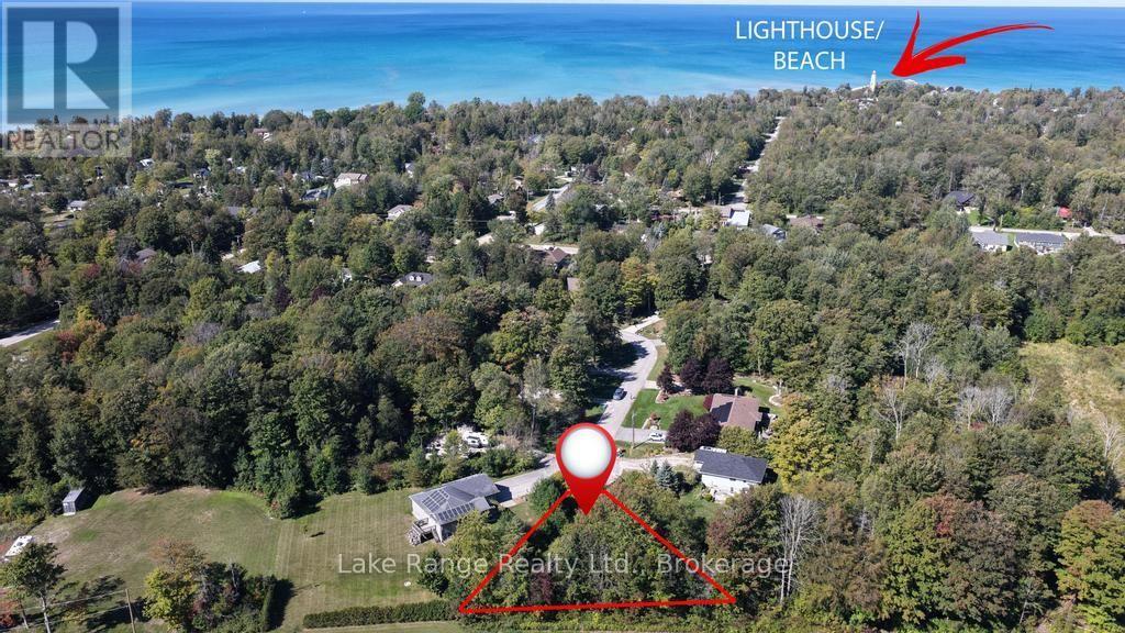 121 Onandago Place, Huron-Kinloss, Ontario  N0G 2R0 - Photo 2 - X12898470