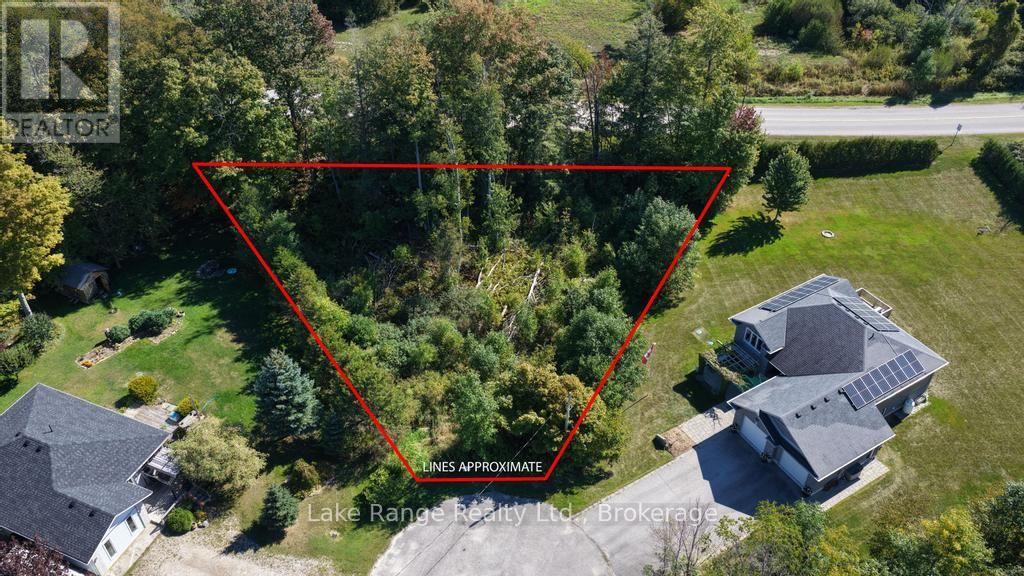 121 Onandago Place, Huron-Kinloss, Ontario  N0G 2R0 - Photo 5 - X12898470