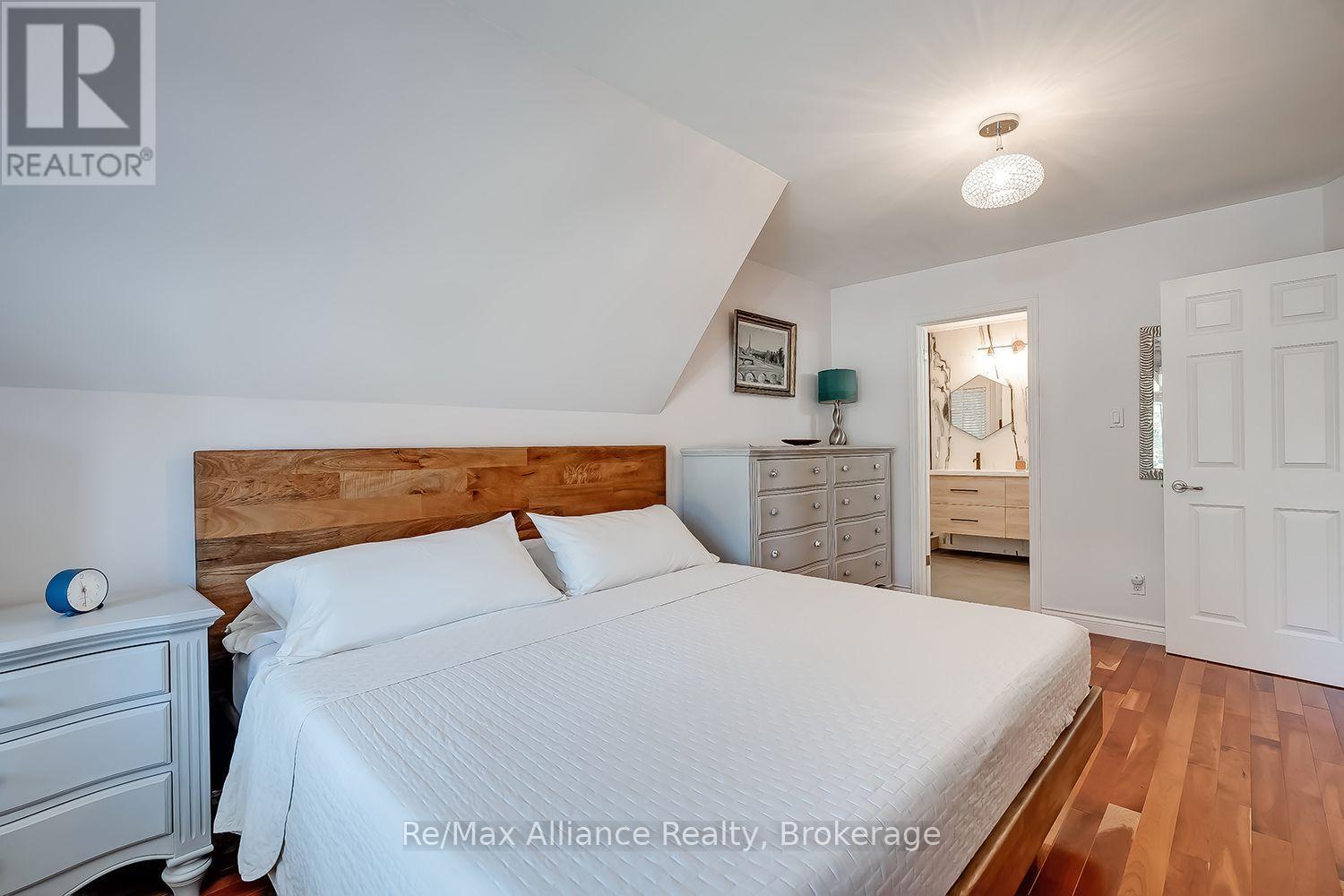 31 Meander Close, Hamilton, Ontario  L0R 1H1 - Photo 26 - X13828364
