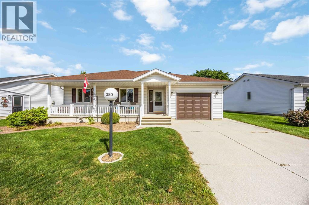 5700 Blackwell Sideroad Unit# 380, Sarnia, Ontario  N7W 1B7 - Photo 1 - 26023200