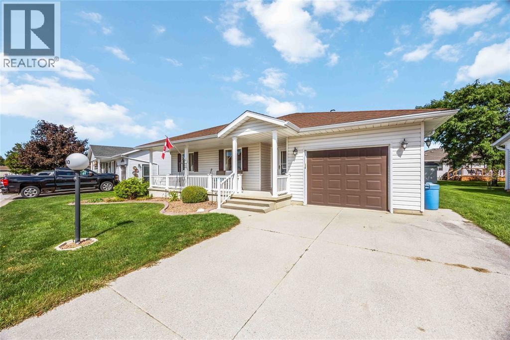 5700 Blackwell Sideroad Unit# 380, Sarnia, Ontario  N7W 1B7 - Photo 2 - 26023200