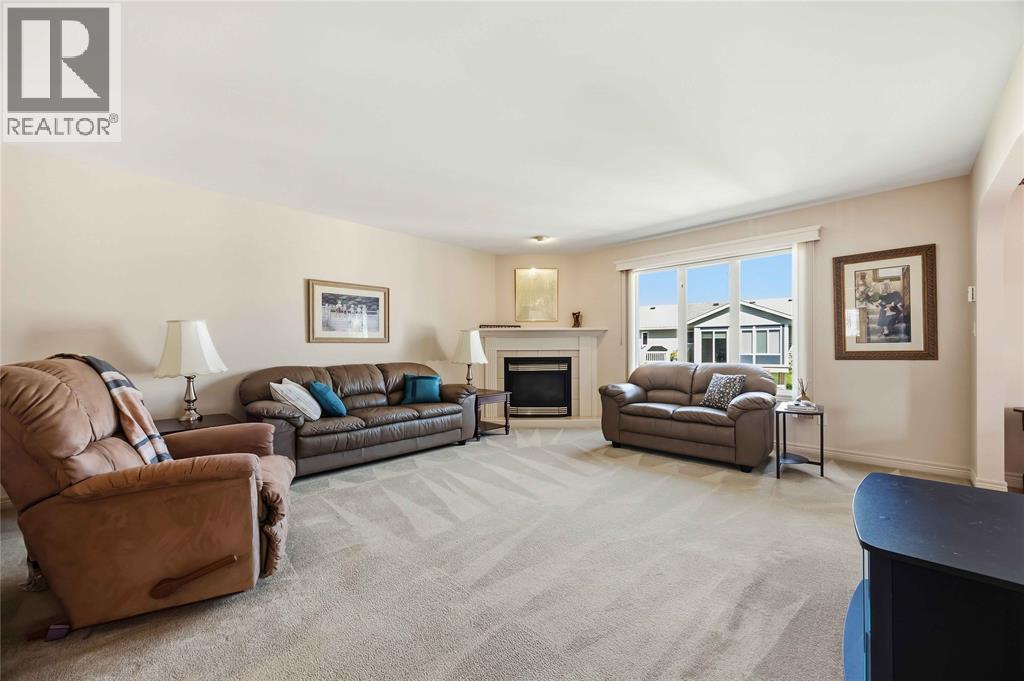 5700 Blackwell Sideroad Unit# 380, Sarnia, Ontario  N7W 1B7 - Photo 6 - 26023200