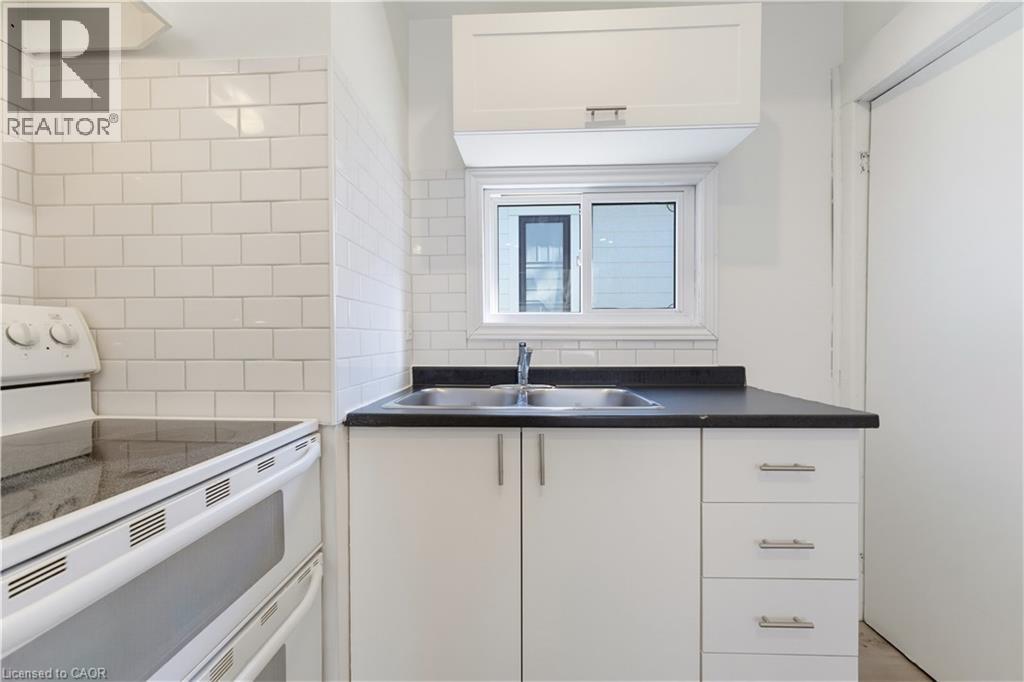 11 Charles Street Unit# 1, Brantford, Ontario  N3T 1A9 - Photo 12 - 40866053