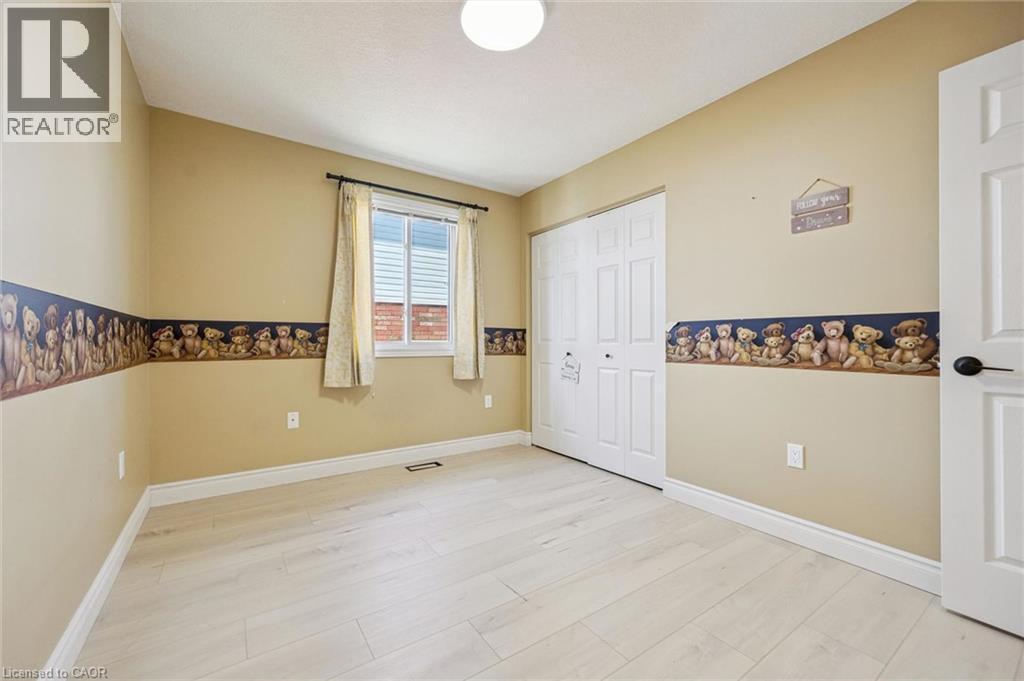 148 Clairfields Drive W, Guelph, Ontario  N1G 5A3 - Photo 25 - 40865714