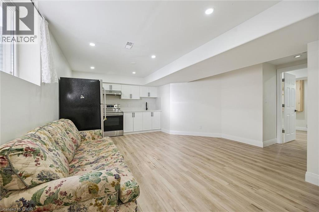 148 Clairfields Drive W, Guelph, Ontario  N1G 5A3 - Photo 30 - 40865714