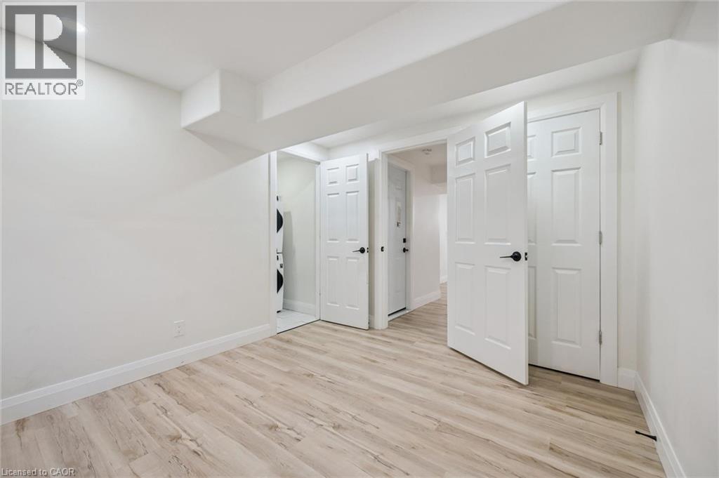 148 Clairfields Drive W, Guelph, Ontario  N1G 5A3 - Photo 33 - 40865714