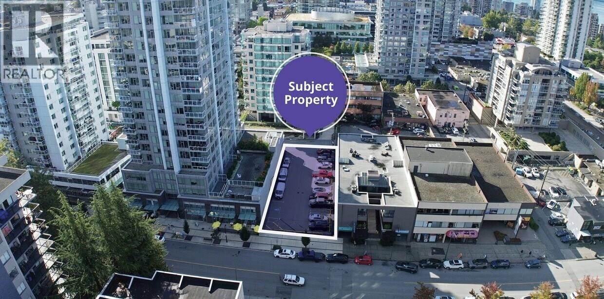 137 E 15TH STREET, North Vancouver, British Columbia