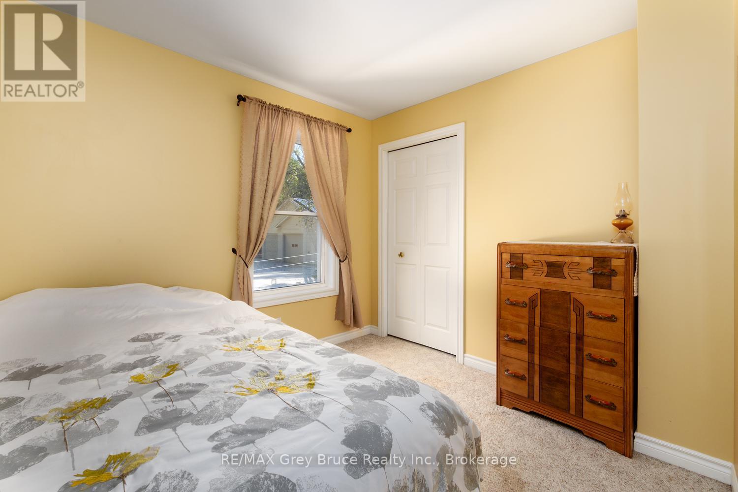 135 North Diagonal, South Bruce Peninsula, Ontario  N0H 2T0 - Photo 15 - X13828126