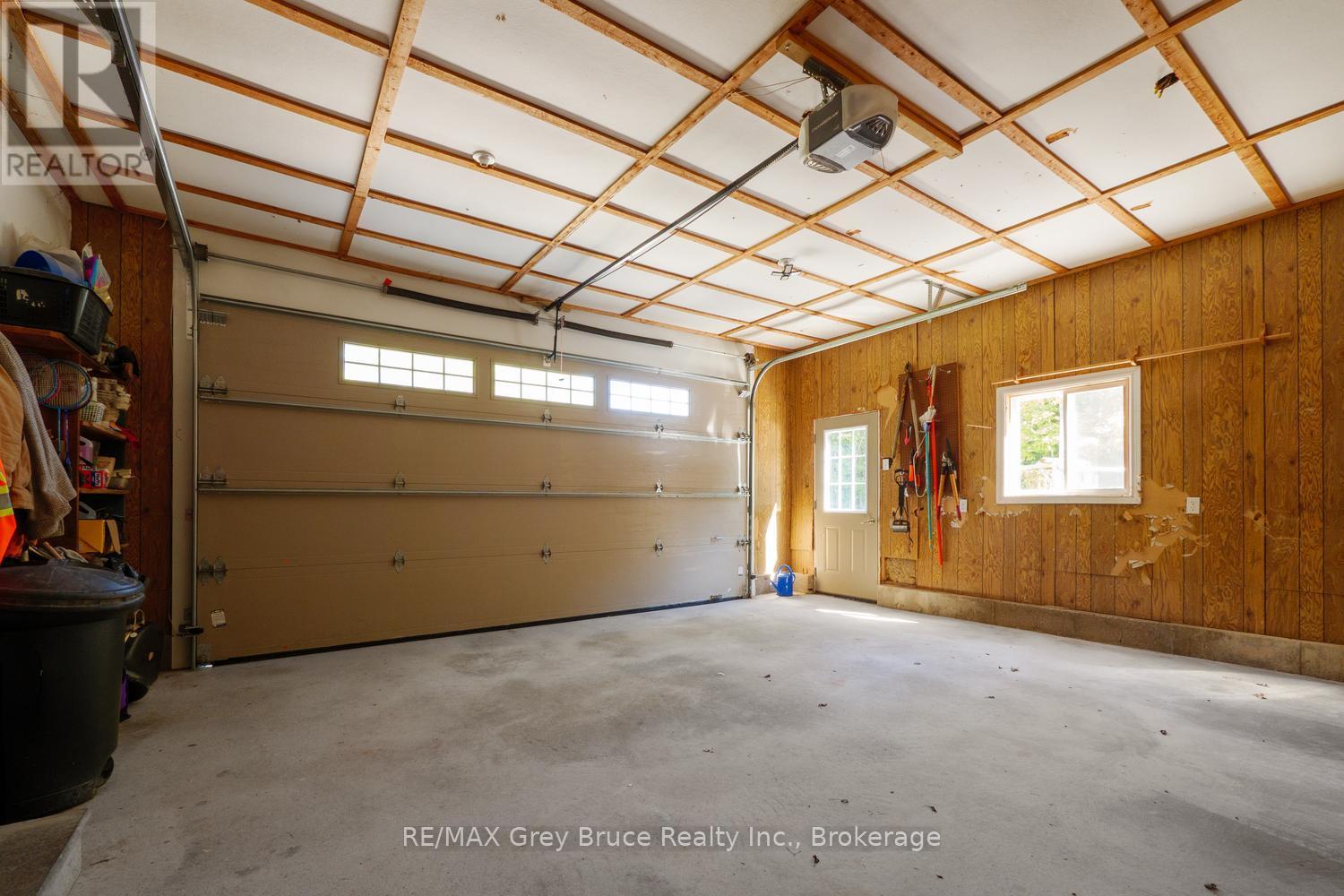 135 North Diagonal, South Bruce Peninsula, Ontario  N0H 2T0 - Photo 28 - X13828126