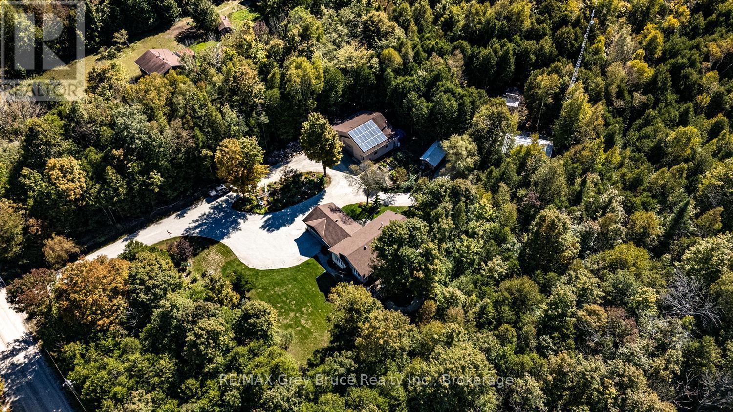 135 North Diagonal, South Bruce Peninsula, Ontario  N0H 2T0 - Photo 45 - X13828126