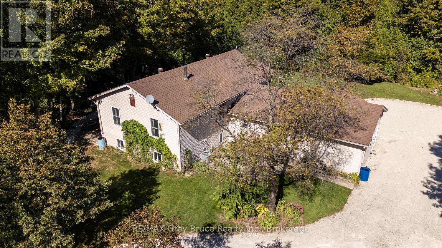 135 North Diagonal, South Bruce Peninsula, Ontario  N0H 2T0 - Photo 48 - X13828126