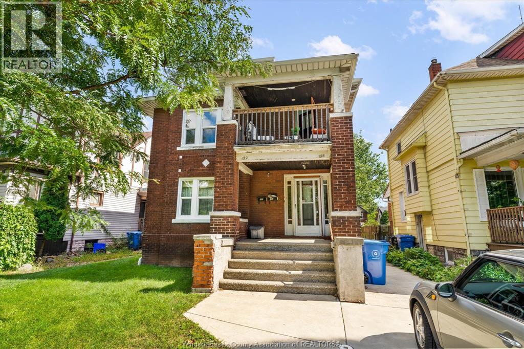 MLS# 26023613: 152-158 CAMPBELL, Windsor, Canada