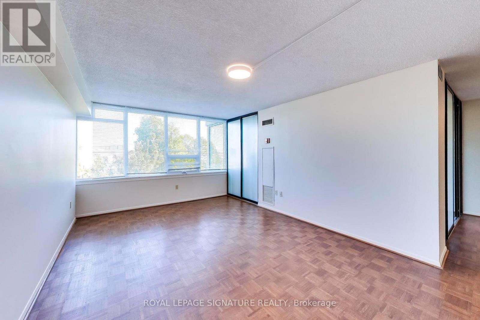 208 - 55 Skymark Drive, Toronto, Ontario  M2H 3N4 - Photo 11 - C13828116