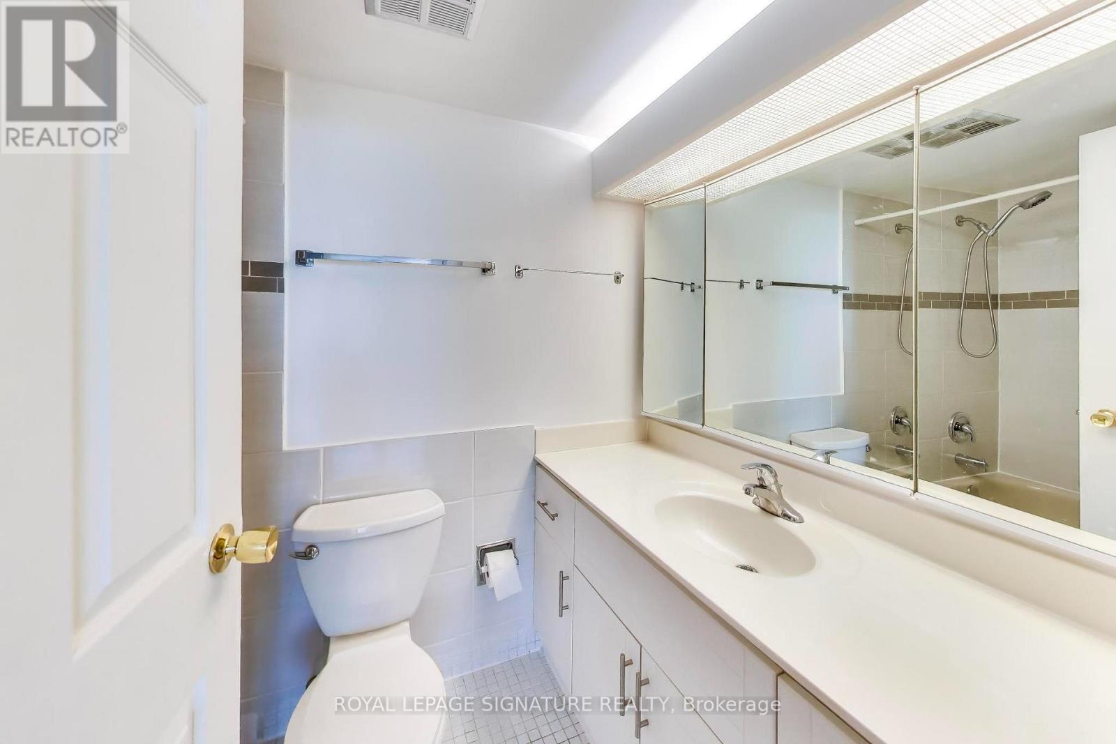 208 - 55 Skymark Drive, Toronto, Ontario  M2H 3N4 - Photo 24 - C13828116