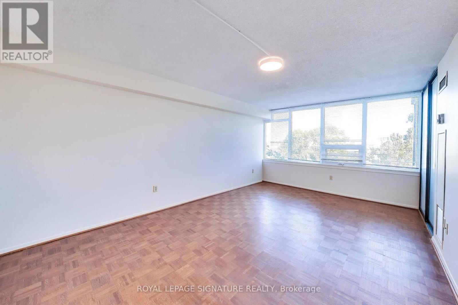 208 - 55 Skymark Drive, Toronto, Ontario  M2H 3N4 - Photo 9 - C13828116