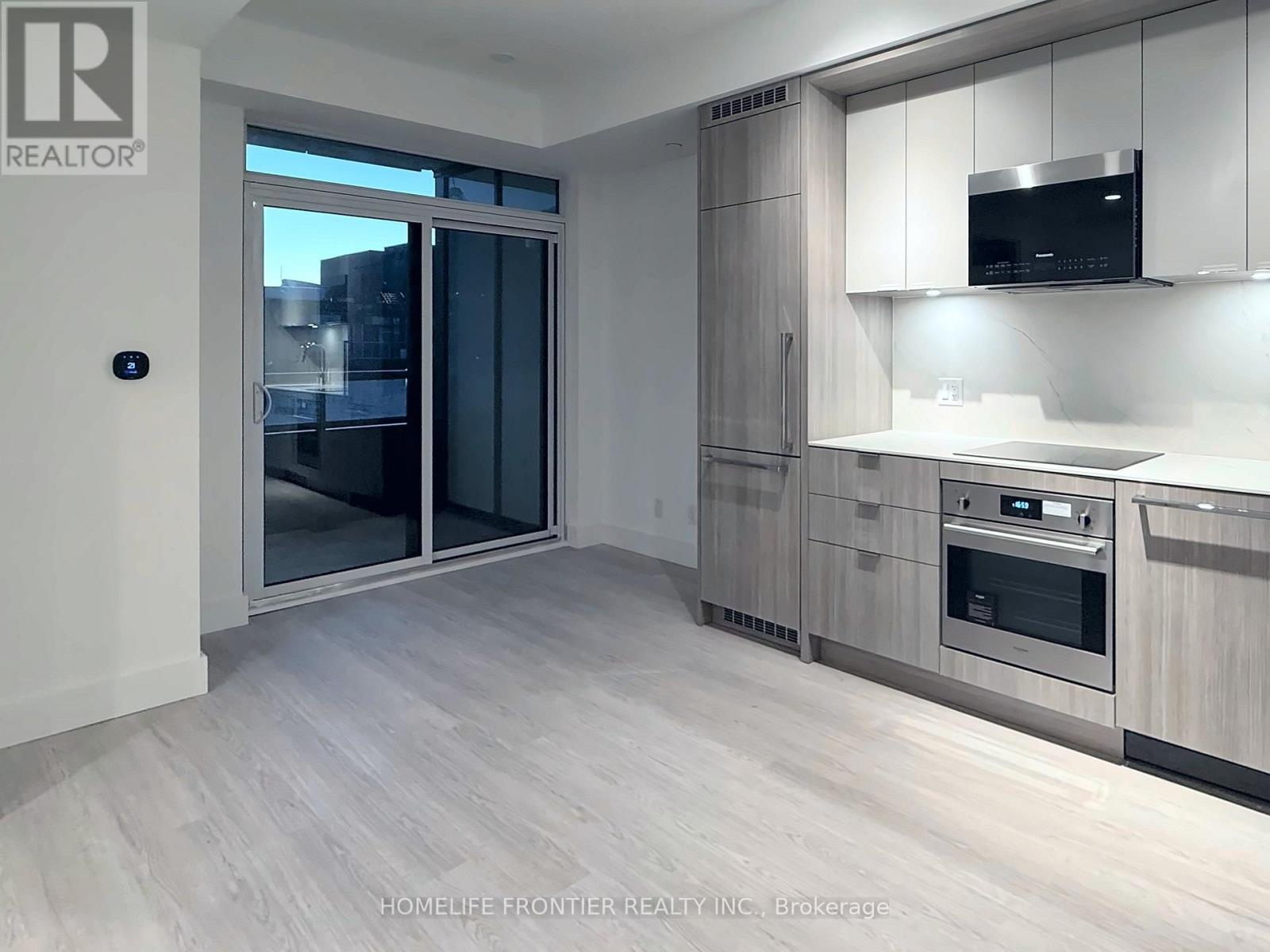 808 - 6 Greenbriar Road E, Toronto, Ontario  M2K 1B5 - Photo 2 - C13828170