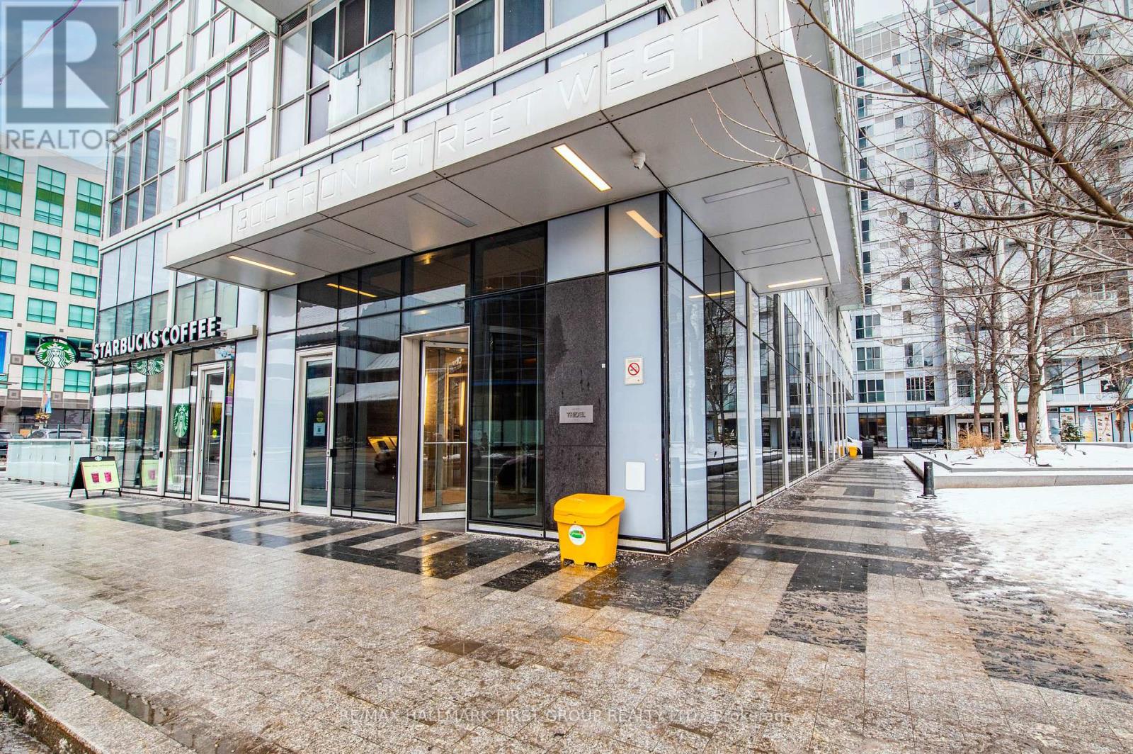 501 - 300 Front Street W, Toronto, Ontario  M5V 0E9 - Photo 3 - C13828182