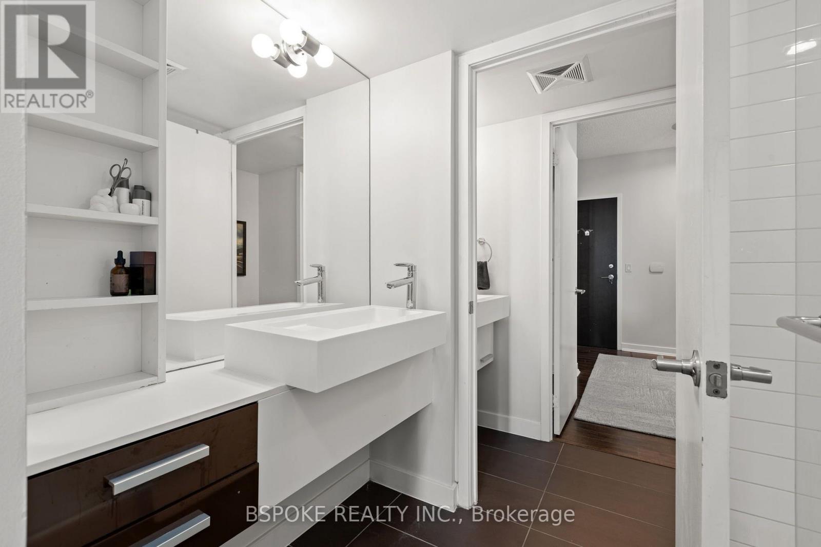2207 - 38 Dan Leckie Way, Toronto, Ontario  M5V 2V6 - Photo 17 - C13828264