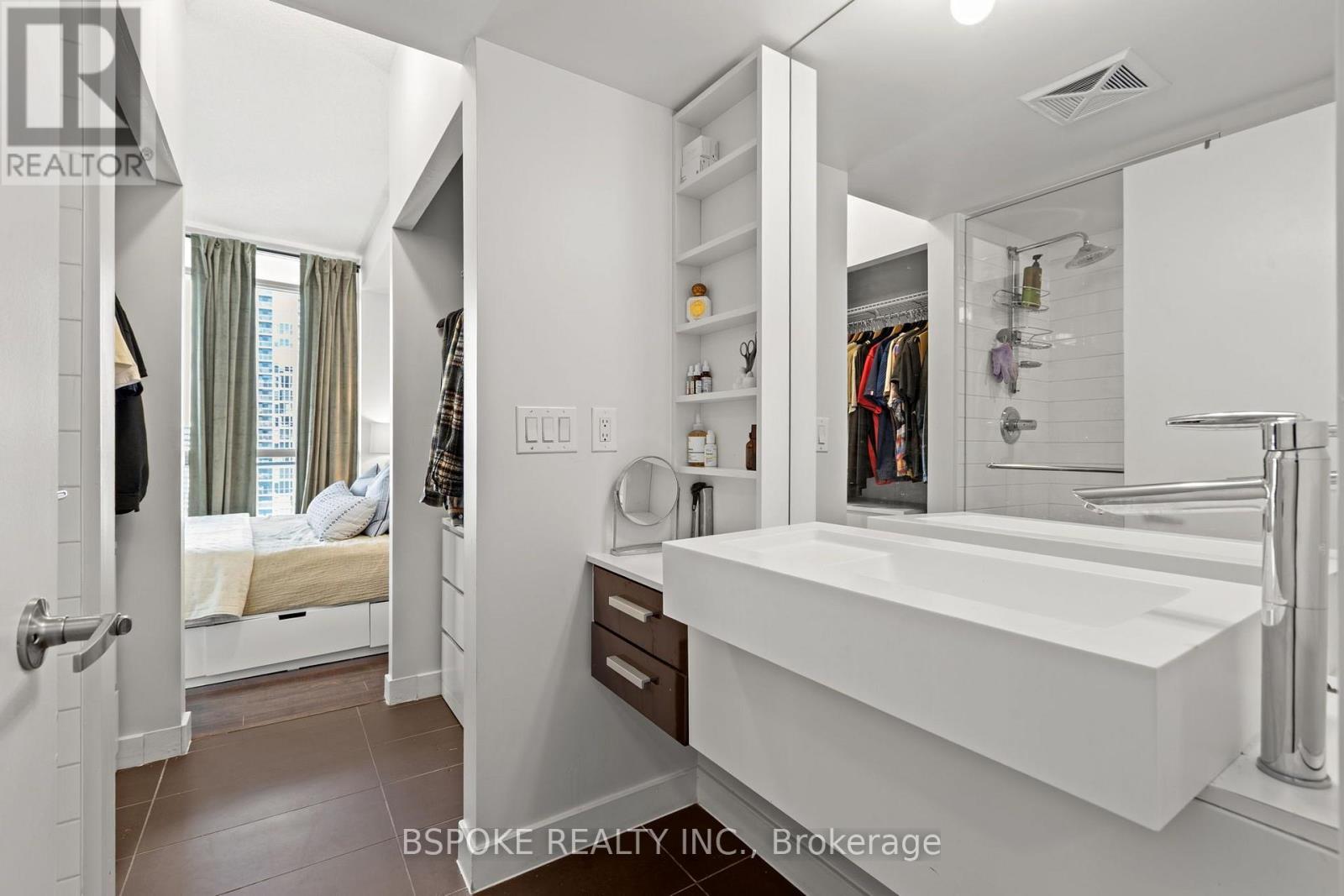 2207 - 38 Dan Leckie Way, Toronto, Ontario  M5V 2V6 - Photo 18 - C13828264