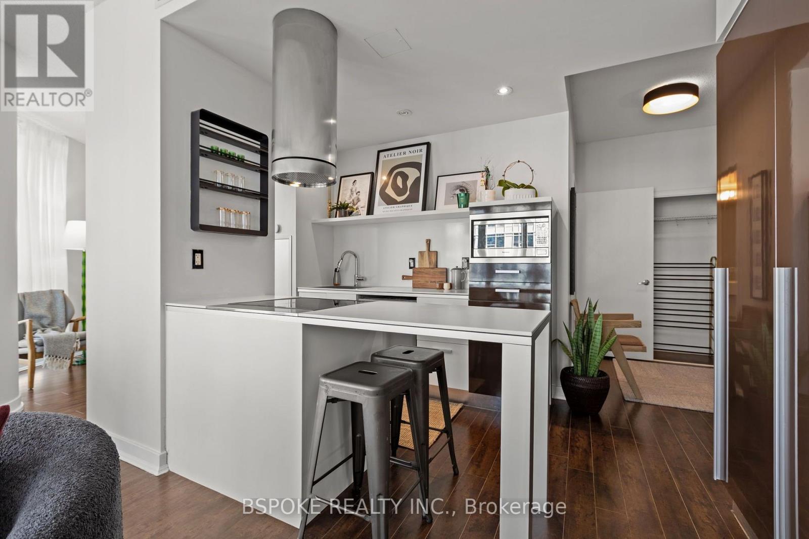 2207 - 38 Dan Leckie Way, Toronto, Ontario  M5V 2V6 - Photo 6 - C13828264