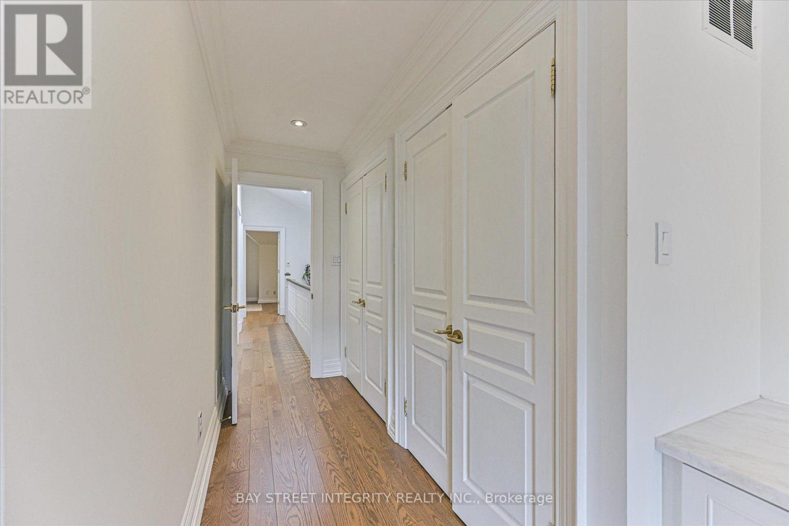 354 Old Orchard Grove, Toronto, Ontario  M5M 2E9 - Photo 26 - C13828378