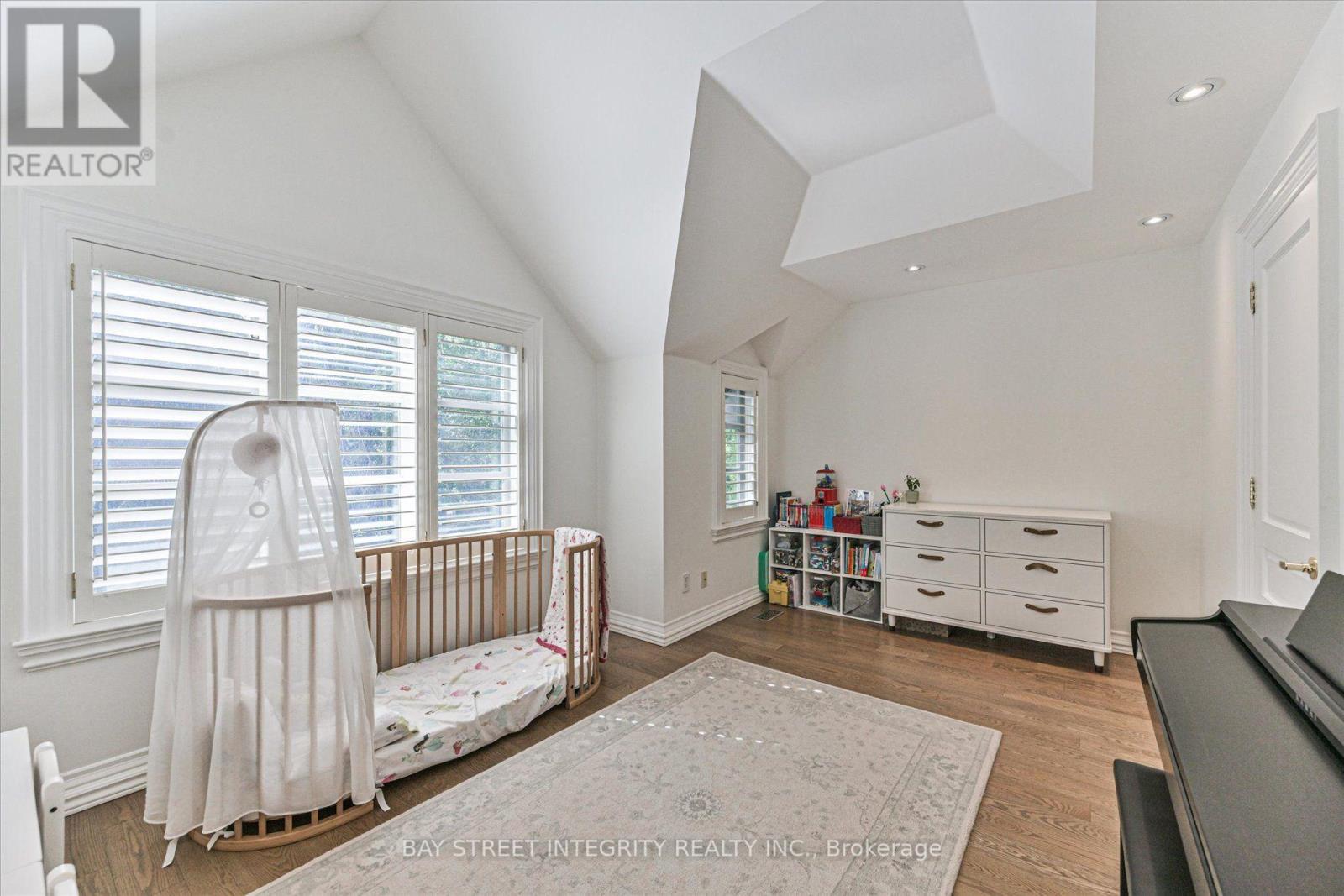 354 Old Orchard Grove, Toronto, Ontario  M5M 2E9 - Photo 30 - C13828378
