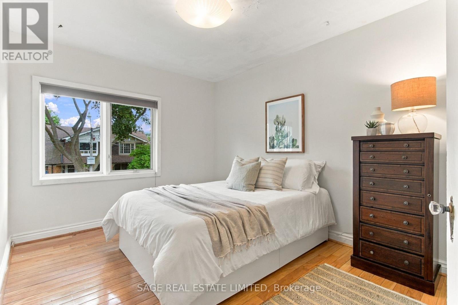 92 Highcroft Road, Toronto, Ontario  M4L 3G5 - Photo 35 - E13828144