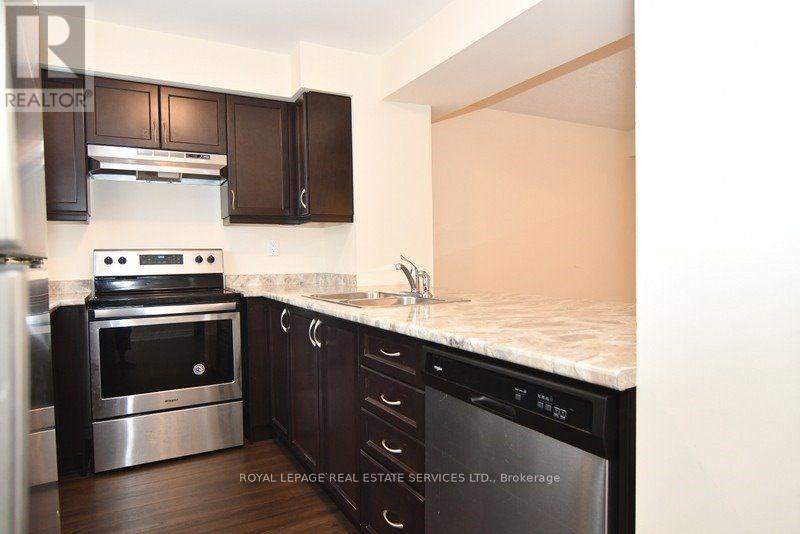 90 Howe Street, Toronto, Ontario  M1L 0J4 - Photo 5 - E13828178