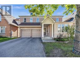 17 GRAINGER CRESCENT, Ajax, Ontario